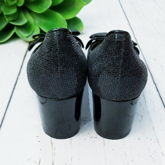 Isaac Mizrahi NY Vivian Chunky Black Heels | 7M - Picture 2 of 8